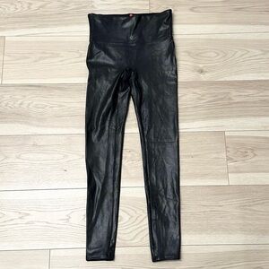 LIKE NEW Spanx Women’s Medium Faux Leather Metallic Leggings